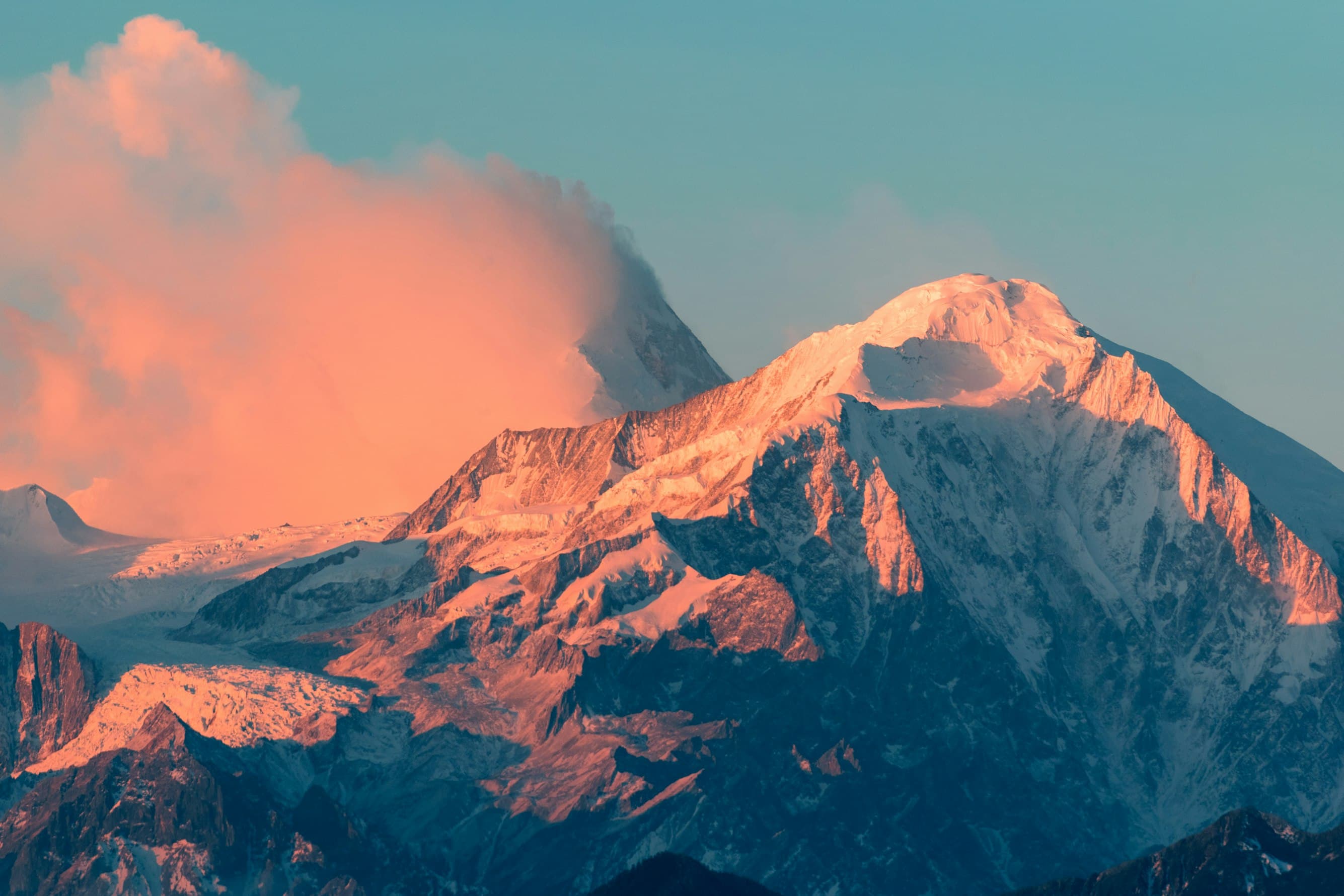 Cross-border tax advisory and international wealth structuring